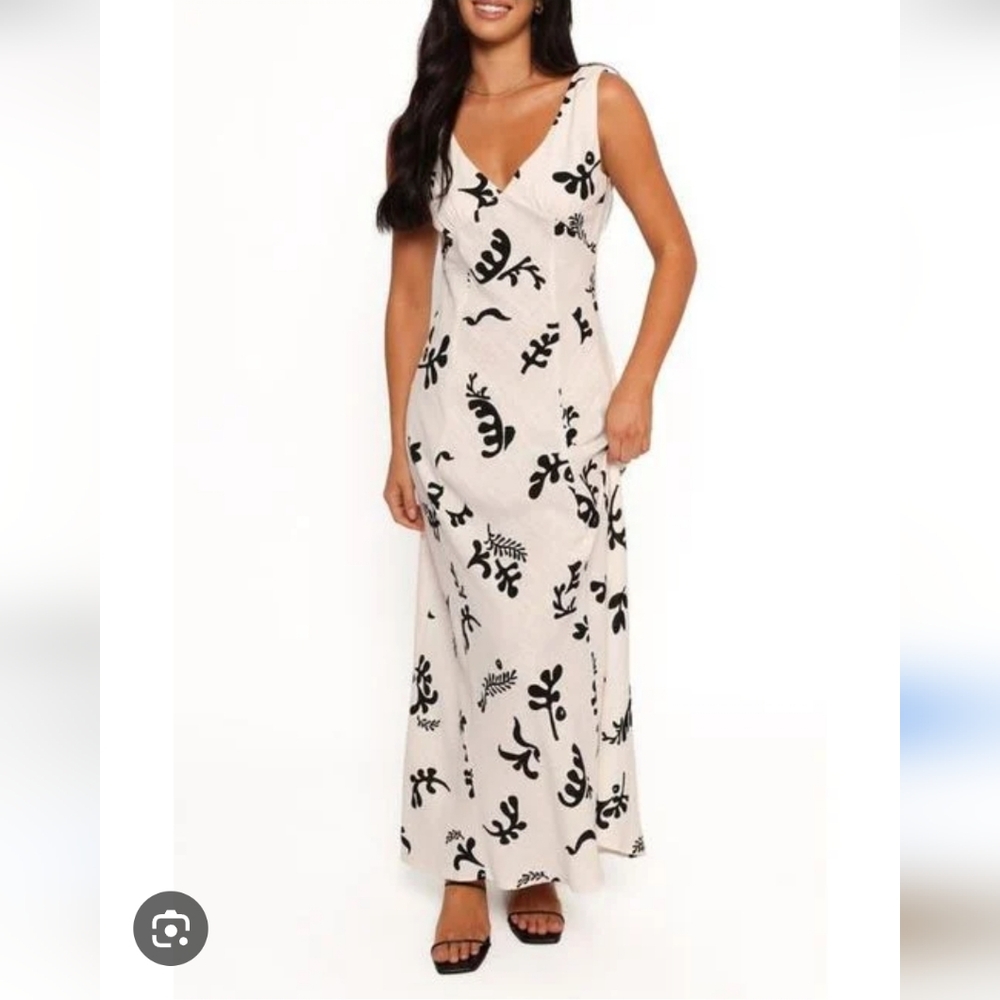 Paper Heart Women's Small Tan Linen Maxi Dress Black White Floral Print V Neck
